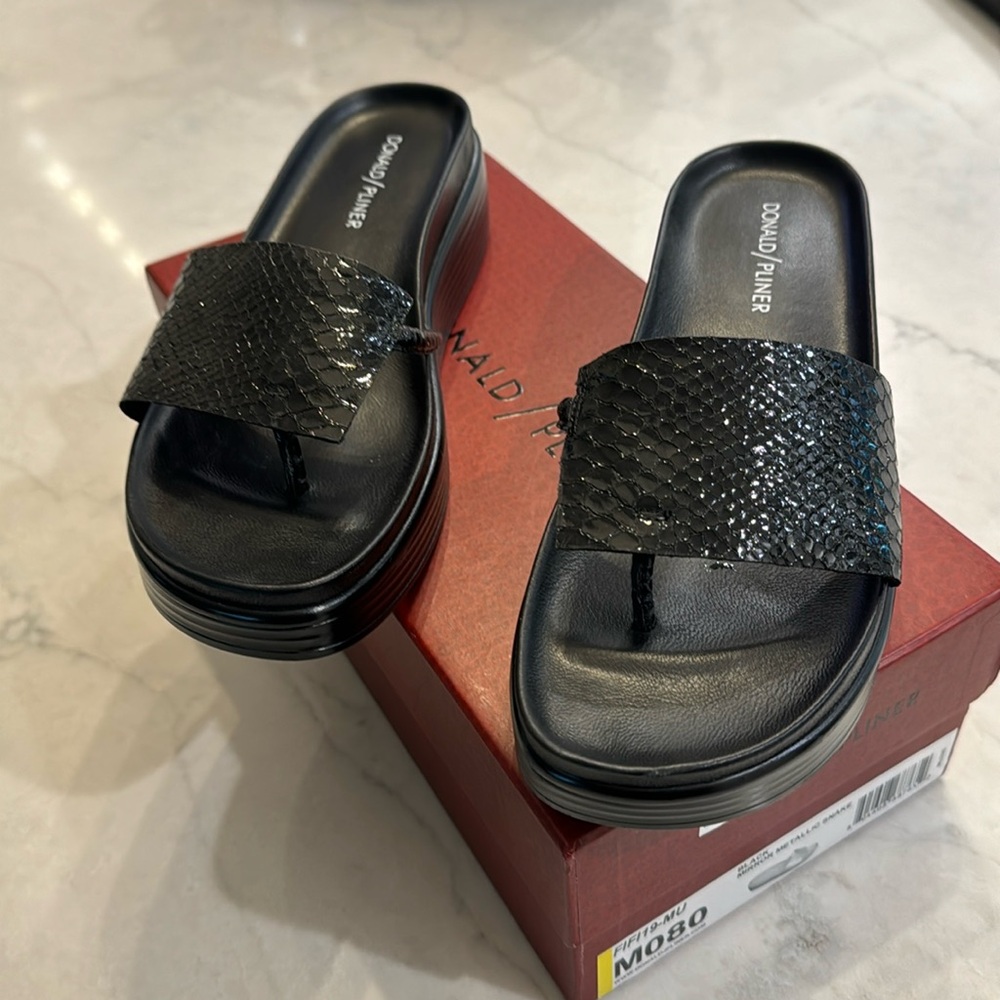Donald J. Pliner Black Women's Sandals